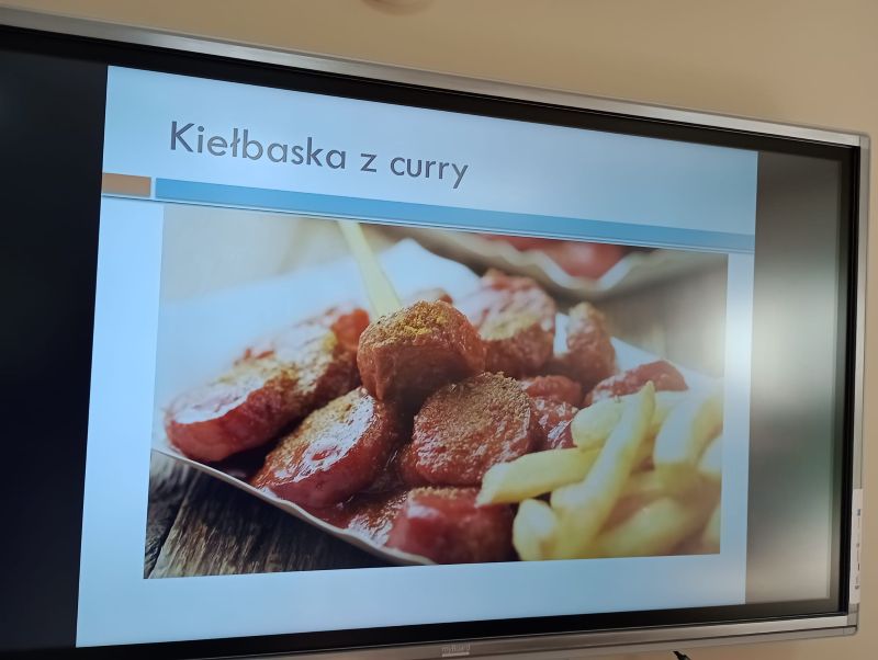 Lekcja biblioteczna i zajęcia kulinarne: „Kuchnia niemiecka”.